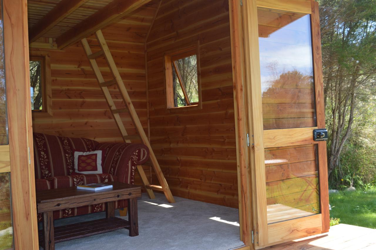 Sunrise Cabin At First Light Rangihaeata Retreat 塔卡卡 外观 照片